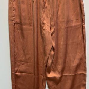 Shein Women's Silkie Jeanie Pants (Size Medium)